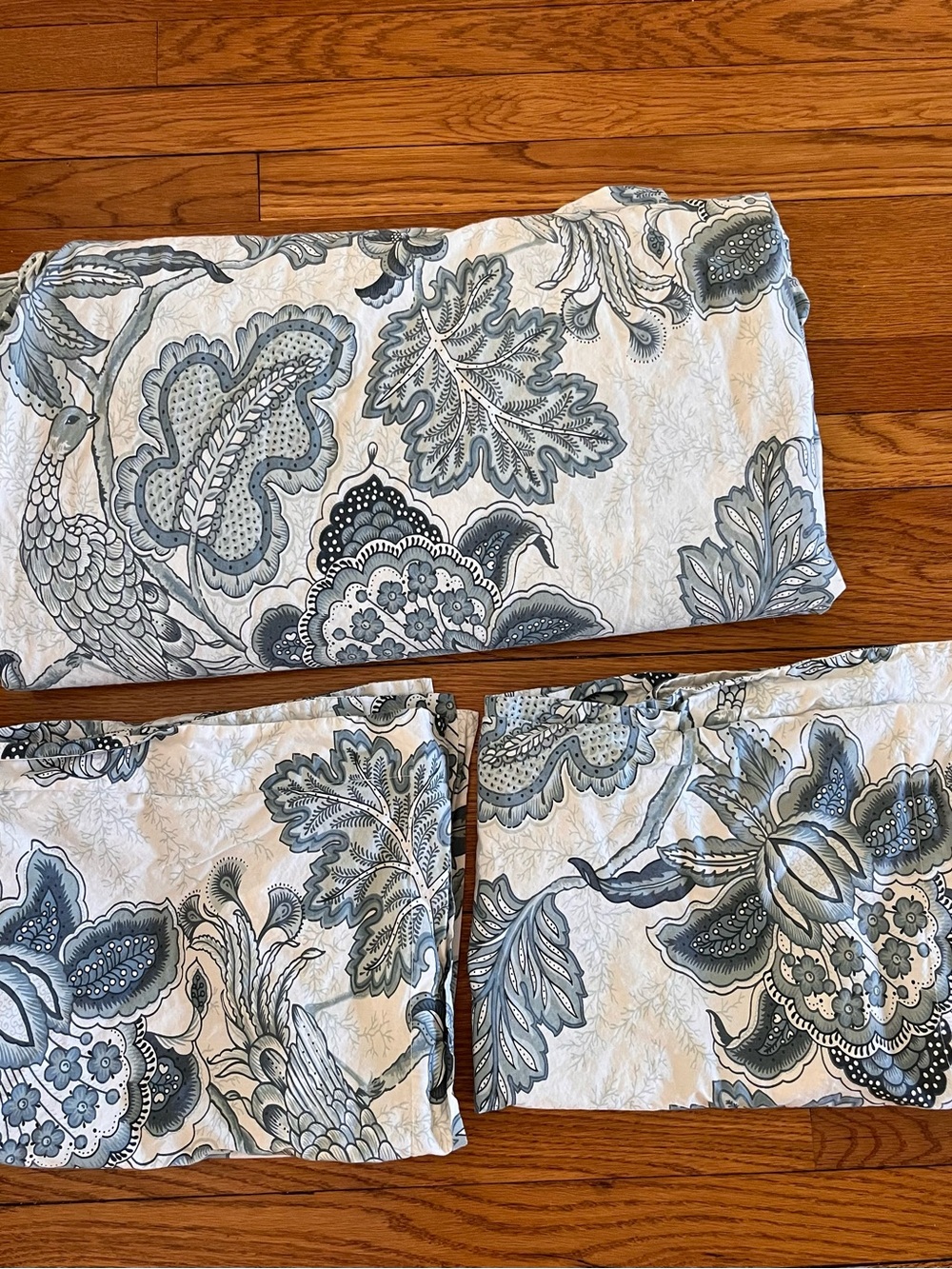 Pottery Barn Paige Palampore Blue White Queen Duvet Cover Shams